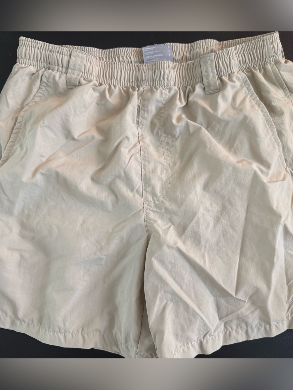 Men’s Small Columbia PFG Light Beige Performance Fishing Shorts